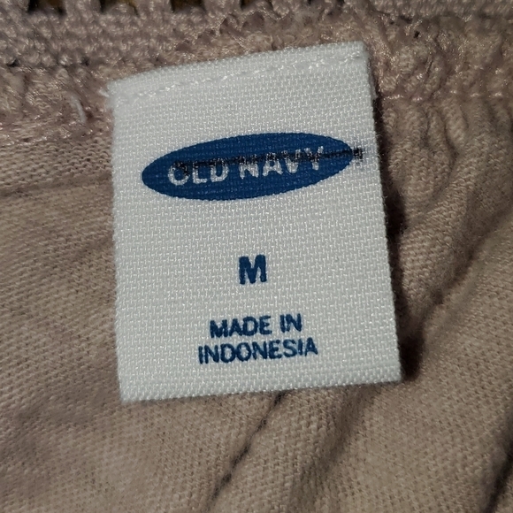 Old Navy Medium Tanktop Keyhole Back Mesh Lace Top - Picture 7 of 9